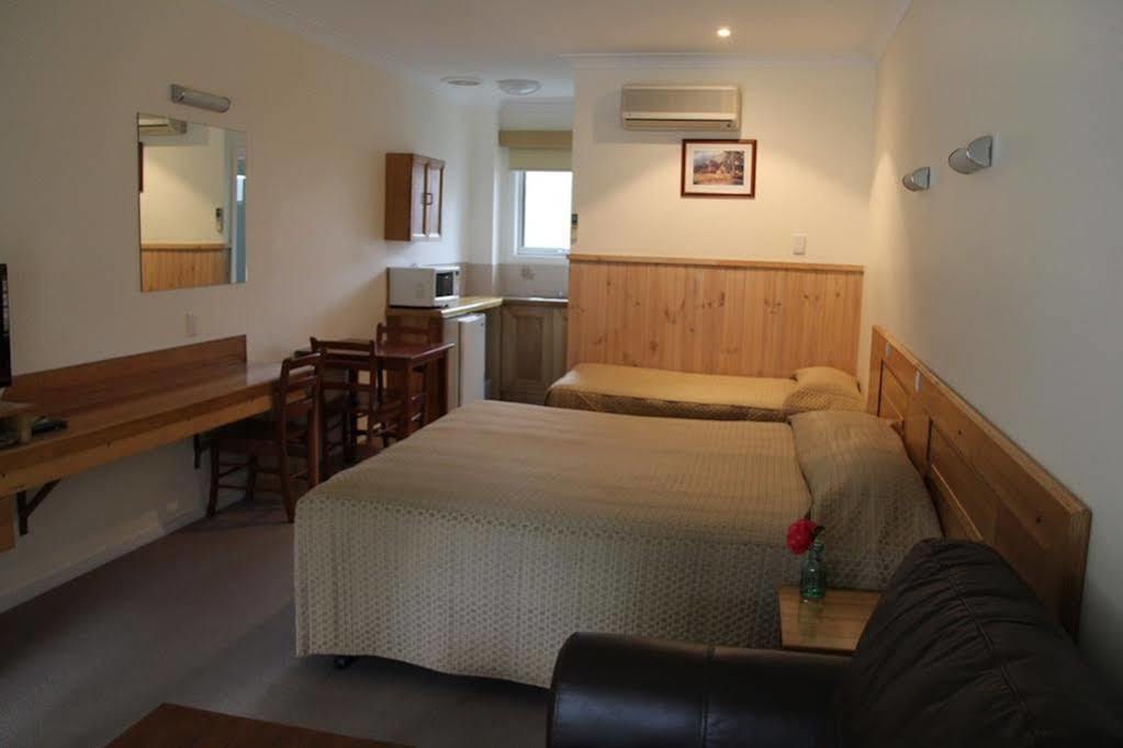Bright Avenue Motor Inn 외부 사진